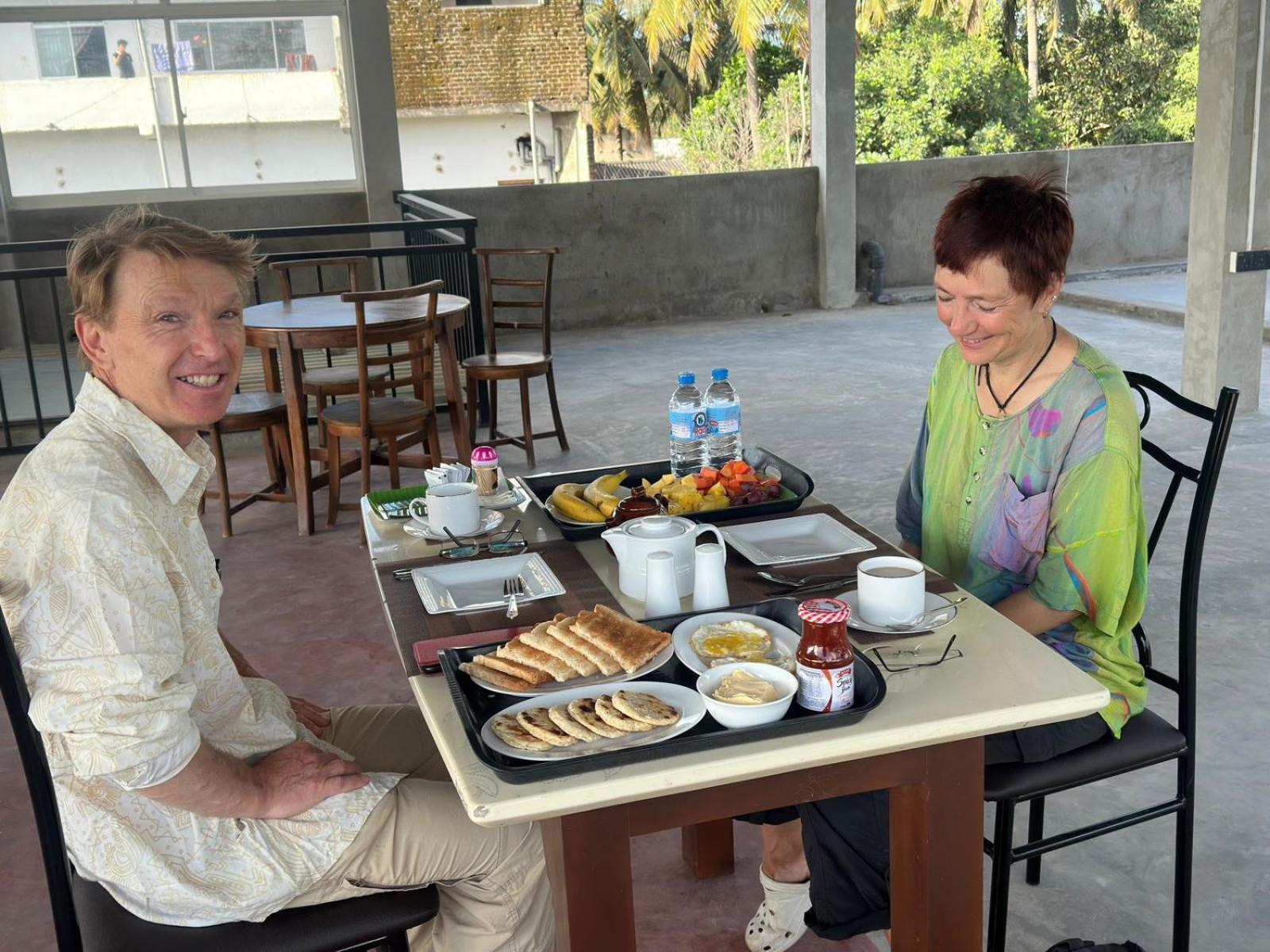 Emerald Home Stay أنرادابورام المظهر الخارجي الصورة