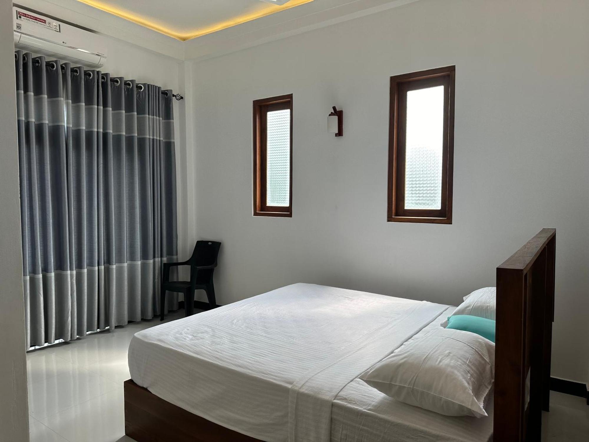 Emerald Home Stay أنرادابورام المظهر الخارجي الصورة